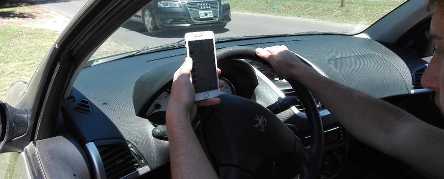 ¿Se imagina a un piloto mandando un `wasap’? ¿Se imagina a un piloto mandando un `wasap’?