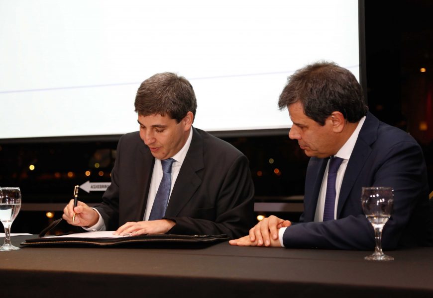 Anuncio de inversión y acuerdo estratégico Anuncio de inversión y acuerdo estratégico