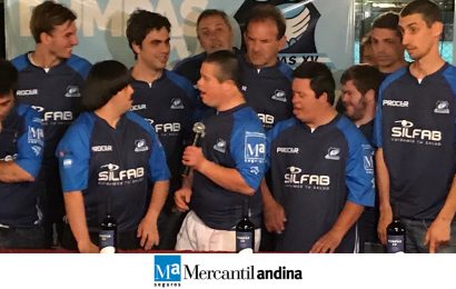 Los Pumpas XV con el presidente Macri