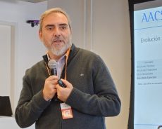 Cómo transformar la experiencia del cliente y optimizar las operaciones en seguros con IA