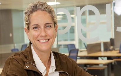 Entre algoritmos y criterio: el nuevo equilibrio de la comunicación aseguradora Entre algoritmos y criterio: el nuevo equilibrio de la comunicación aseguradora